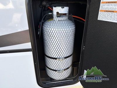 2023 Alliance RV Paradigm — photo 34 view