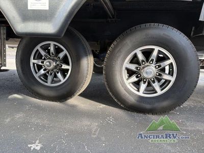 2023 Alliance RV Paradigm — photo 32 view