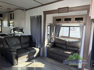 2023 Alliance RV Paradigm — photo 7 view
