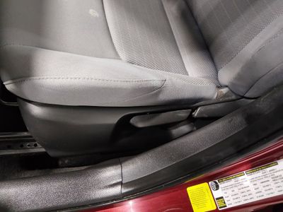 2024 Toyota Corolla — photo 18 view