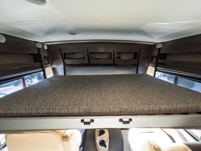 2021 Winnebago ADVENTURER — detail view