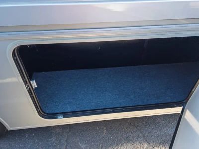 2021 Winnebago ADVENTURER — photo 24 view