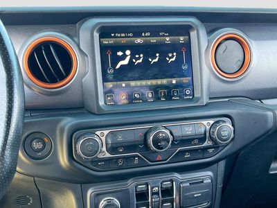 2023 Jeep Gladiator — photo 16 view
