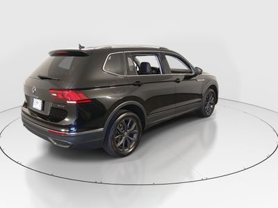 2024 Volkswagen Tiguan — photo 7 view