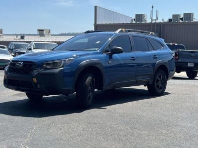 2025 Subaru Outback — photo 8 view