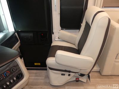 2026 Holiday Rambler Nautica - Photo 11