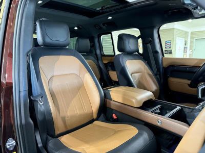 2023 Land Rover Defender - Photo 17