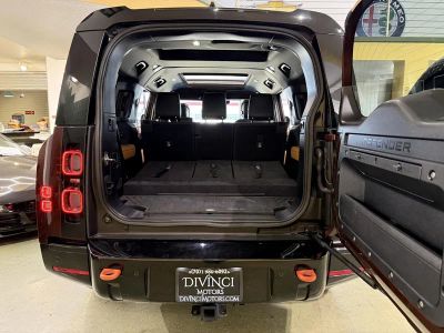 2023 Land Rover Defender - Photo 4
