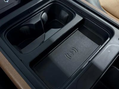2023 Land Rover Defender - Photo 26