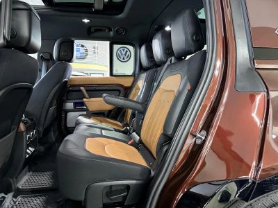 2023 Land Rover Defender - Photo 8