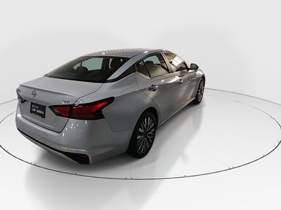 2024 Nissan Altima — photo 7 view