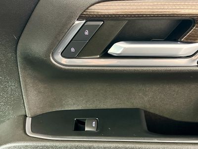 2023 Chevrolet Silverado 1500 — photo 28 view