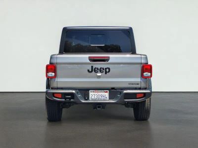 2020 Jeep GLADIATOR — detail view