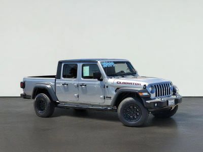 2020 Jeep GLADIATOR SPORT S in Billet Silver Metallic Clearcoat — front three-quarter view