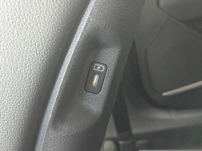 2026 Kia Sportage — photo 17 view