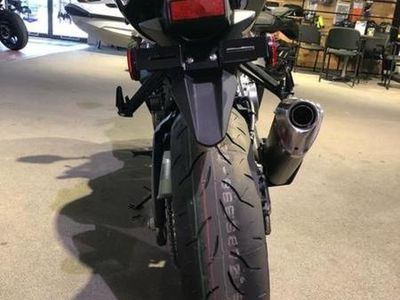 2026 Suzuki GSX-R750 - Photo 12