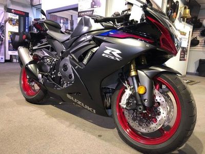 2026 Suzuki GSX-R750 - Photo 8