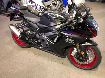 2026 Suzuki GSX-R750 - Photo 3