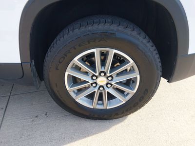 2023 Chevrolet Traverse - Photo 10