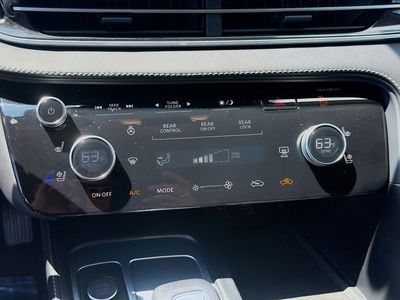2023 INFINITI QX60 - Photo 14