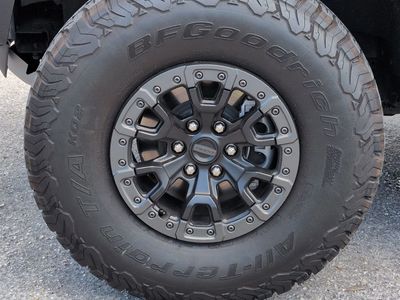 2024 Ford Bronco — photo 11 view
