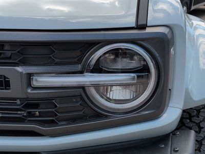 2024 Ford Bronco — photo 10 view