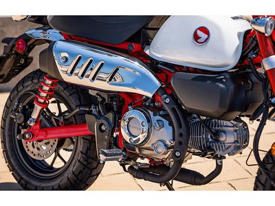 2025 Honda Monkey ABS - Photo 12