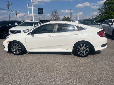 2017 Honda Civic — detail view