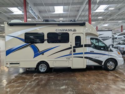 2022 Thor Motor Coach Compass RUV — photo 25 view