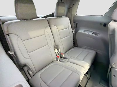 2022 GMC Acadia — photo 20 view