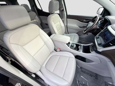 2022 GMC Acadia — photo 14 view