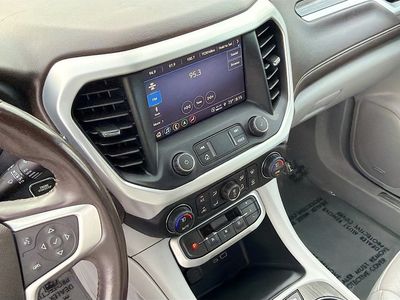 2022 GMC Acadia — photo 28 view