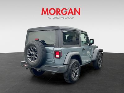 2025 Jeep Wrangler — photo 7 view