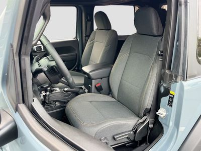 2025 Jeep Wrangler — photo 20 view
