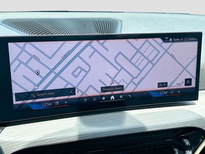 2026 BMW 4 Series — photo 12 view