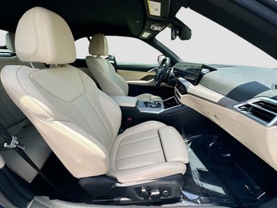 2026 BMW 4 Series — photo 25 view