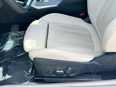 2026 BMW 4 Series — photo 17 view