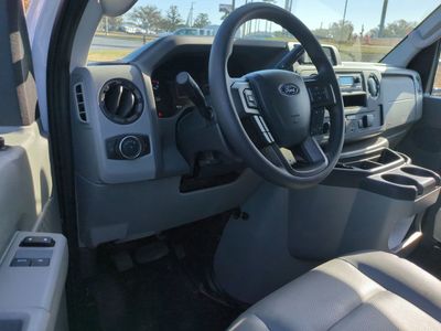 2026 Ford E-450SD — photo 12 view