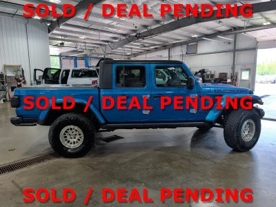 2020 Jeep Gladiator — side profile view