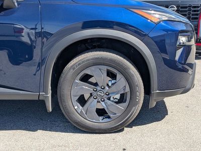 2026 Nissan Rogue — photo 11 view