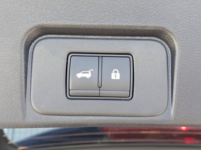 2026 Nissan Rogue — photo 12 view