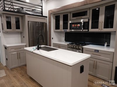 2025 Alliance RV Benchmark - Photo 15