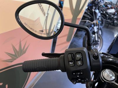2025 Indian Motorcycle Sport Chief RT Heavy Metal — photo 8 view