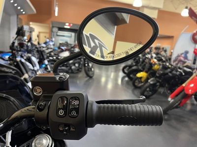 2025 Indian Motorcycle Sport Chief RT Heavy Metal — photo 10 view
