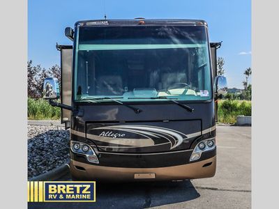 2014 Tiffin Motorhomes Allegro Breeze — rear three-quarter view