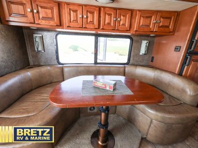 2014 Tiffin Motorhomes Allegro Breeze — photo 15 view