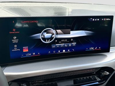 2026 BMW 2 Series — photo 13 view