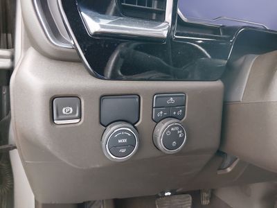 2025 Chevrolet Silverado 1500 - Photo 13