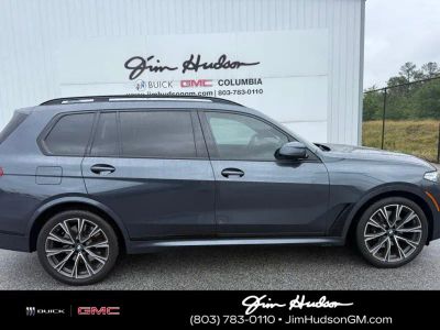 2022 BMW X7 - Photo 2