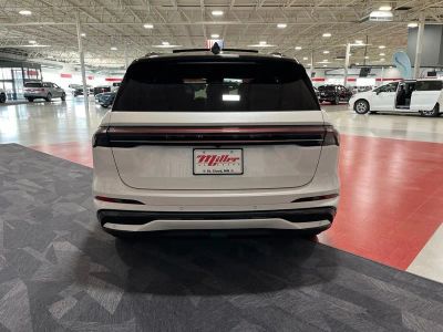 2024 Lincoln Nautilus — interior view